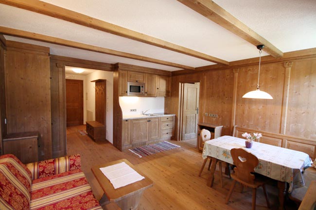 ferienwohnung-appartement-toblach-appartamento-dobbiaco-appartments-ansitz-steiner-a1
